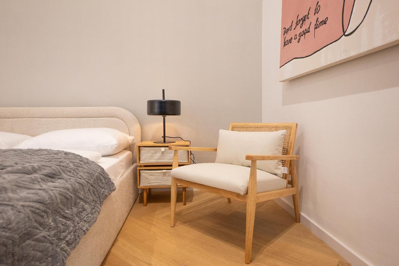 Spacious 110М2 Flat In The City Center เวียนนา ภายนอก รูปภาพ