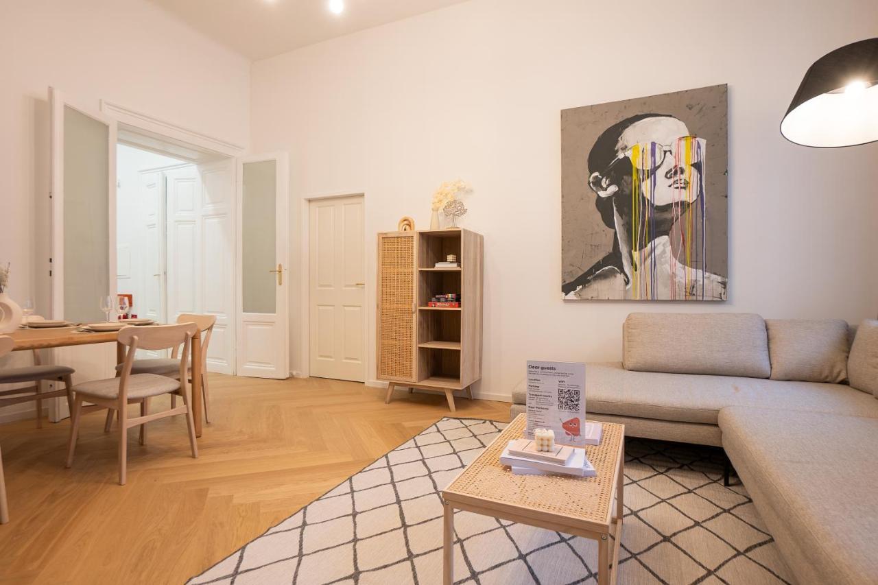 Spacious 110М2 Flat In The City Center เวียนนา ภายนอก รูปภาพ