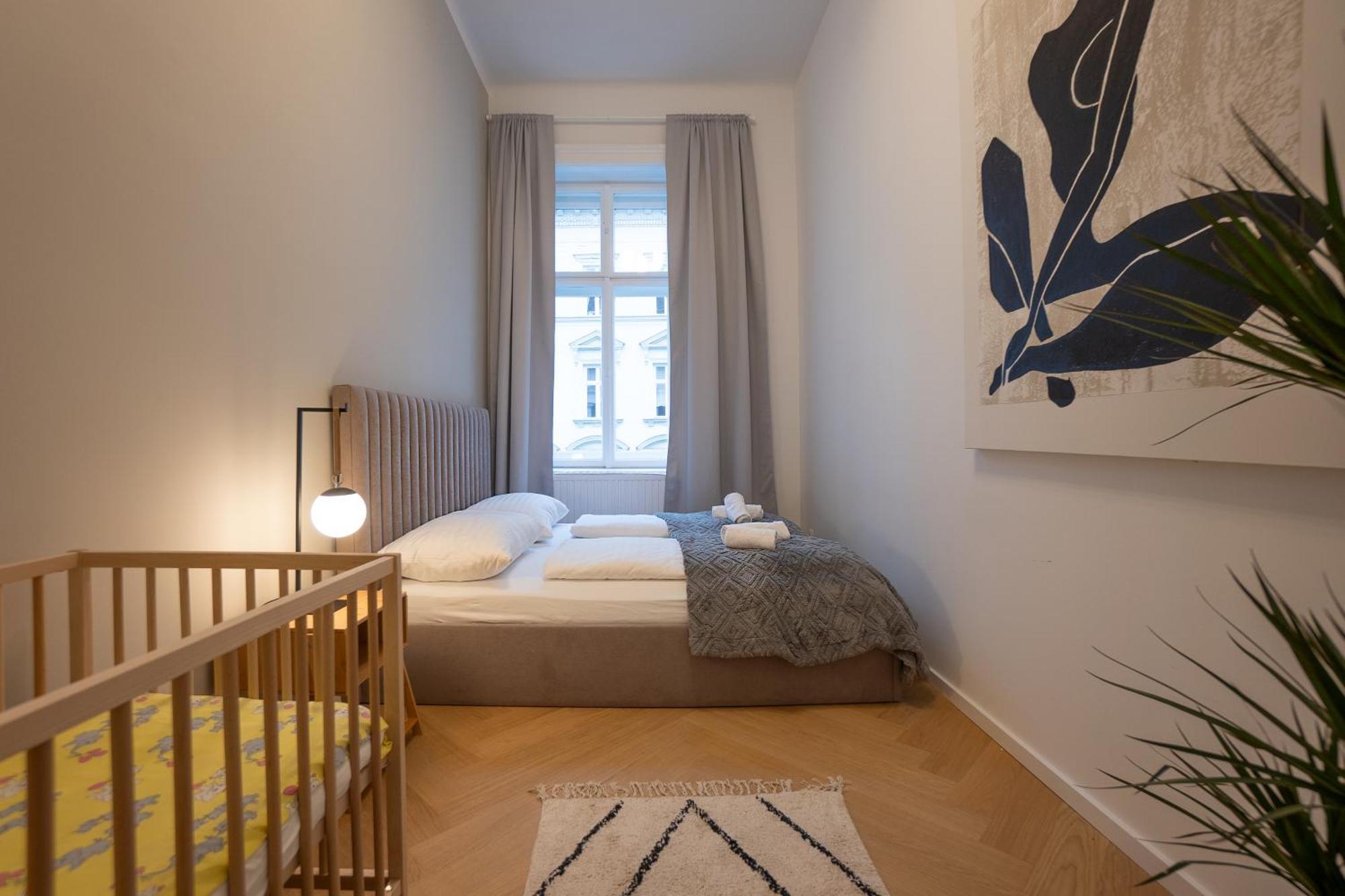 Spacious 110М2 Flat In The City Center เวียนนา ภายนอก รูปภาพ