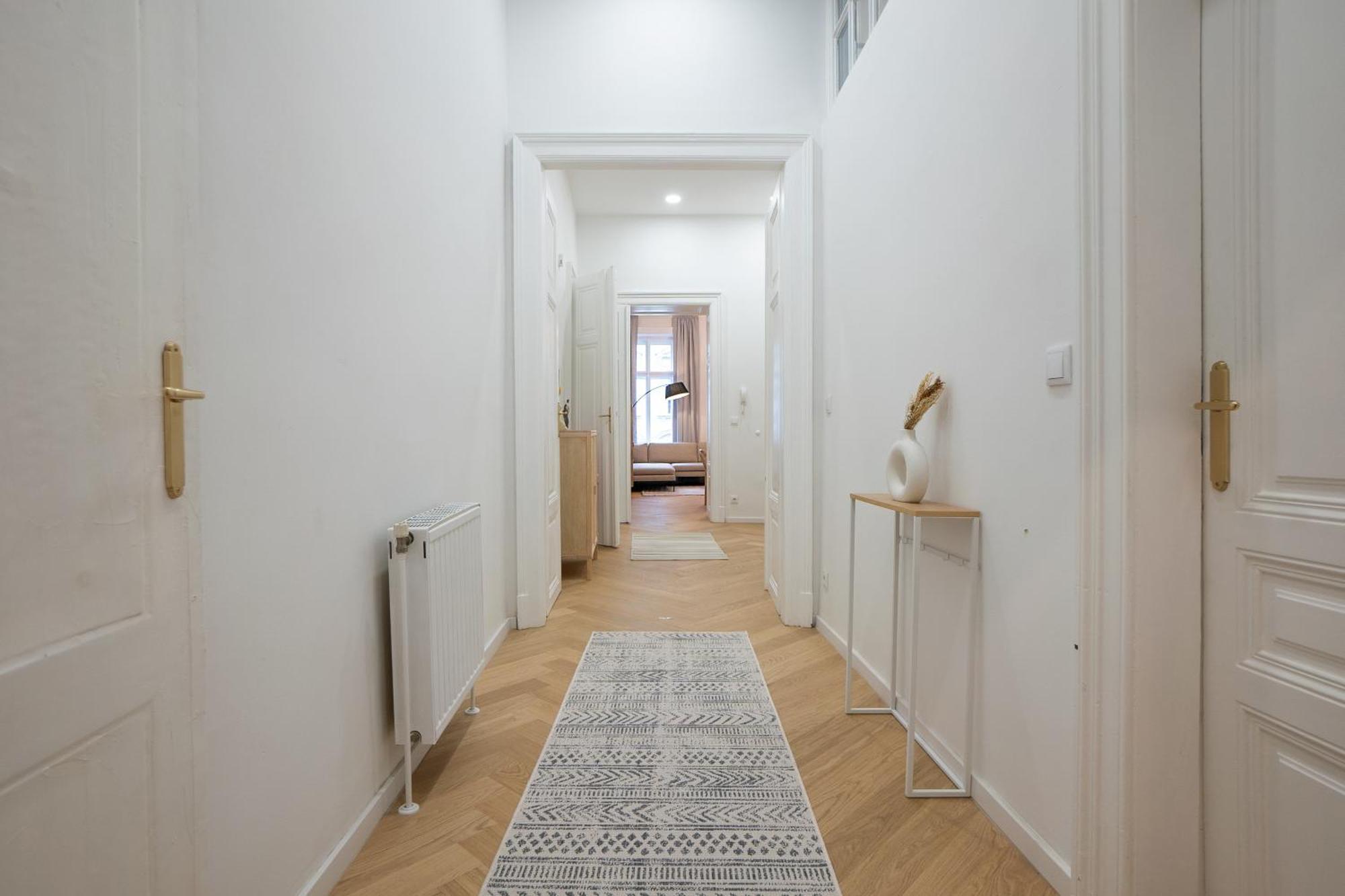 Spacious 110М2 Flat In The City Center เวียนนา ภายนอก รูปภาพ