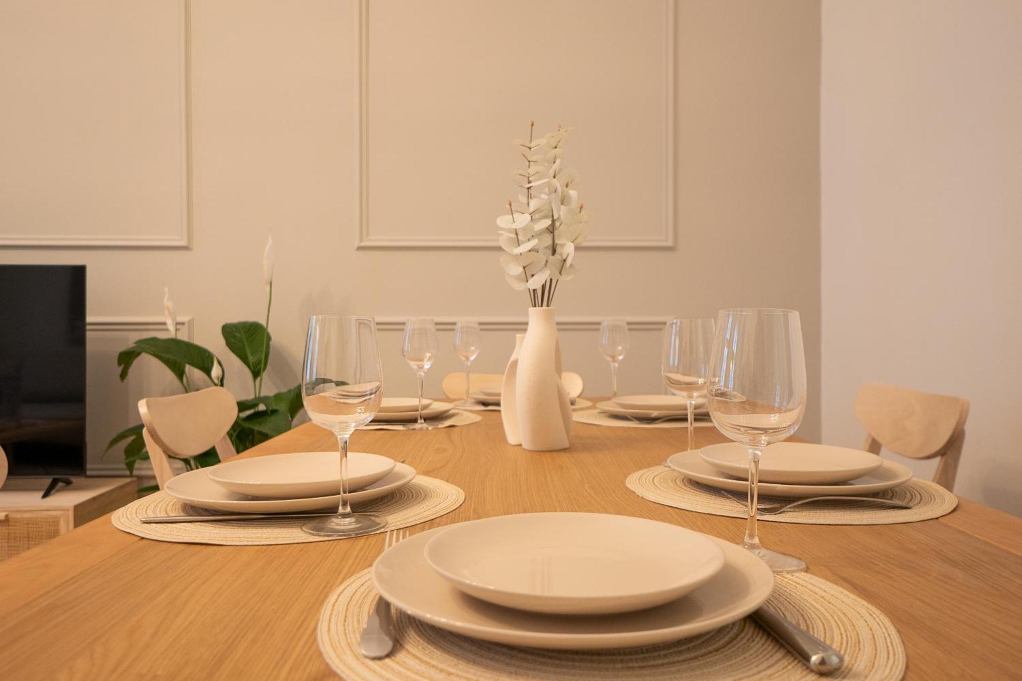 Spacious 110М2 Flat In The City Center เวียนนา ภายนอก รูปภาพ